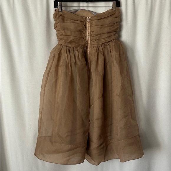 Cynthia Rowley NWT Camel Floral Strapless Mini Dress **Size 6** 🌸🌸 - Picture 3 of 6